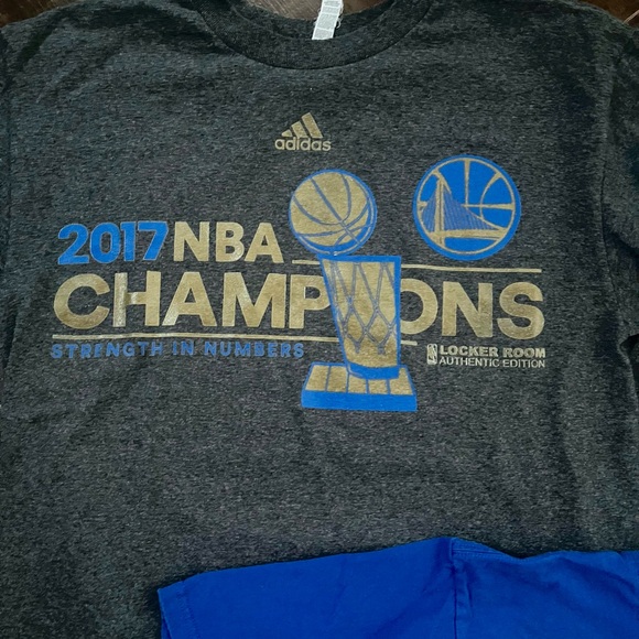 Golden State Warriors 2017 Championship Shirts - Lot of 3 - Men’s Size Medium - Picture 4 of 7